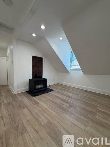 36 Pine St 2 Beds Apartment for Rent - Photo gallery 5
