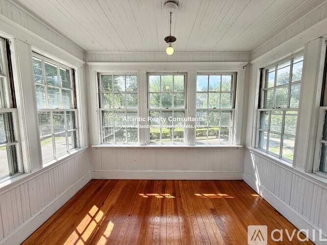 14 Hammondswood Rd 6 Beds Apartment for Rent - Photo gallery 3
