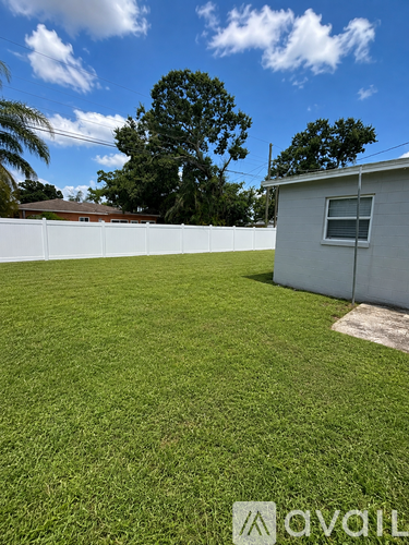 8949 59th St 3 Beds Single Family Home for Rent - Photo gallery 2
