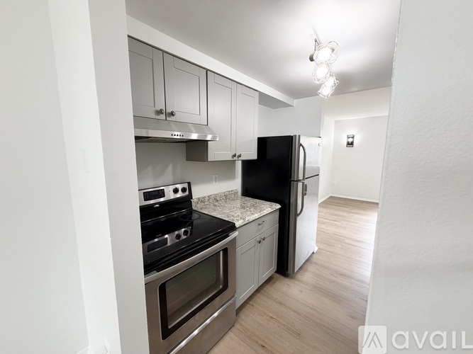 7038 Knighthood Lane 3 Beds Single Family Home for Rent - Photo gallery 3