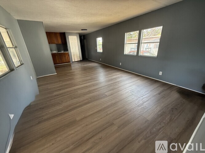 5640 Van Doren Avenue 2 Beds Single Family Home for Rent - Photo gallery 3