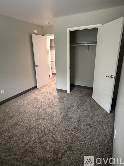 170 Spaulding Drive 2 Beds Apartment for Rent - Photo gallery 3