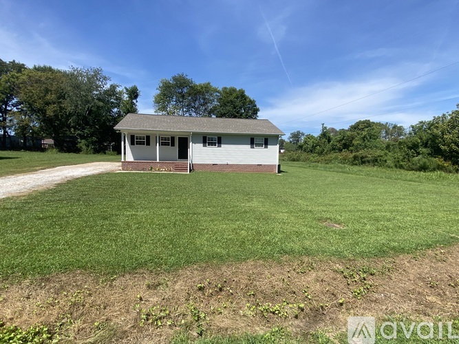 109 Lavergne St 3 Beds Single Family Home for Rent - Photo gallery 3