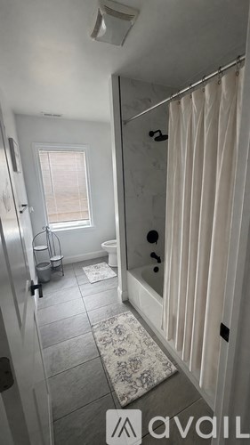 1360 Bedford Street 2 Beds Apartment for Rent