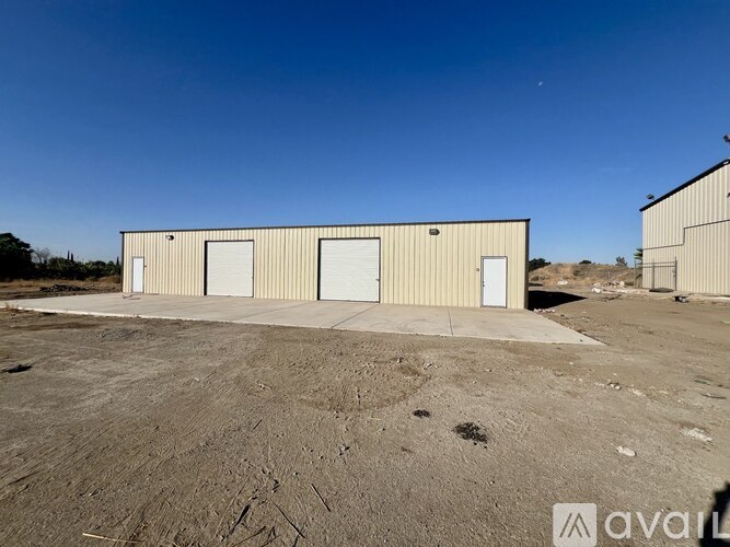 731 E River Ave Studio Apartment for Rent - Photo gallery 1