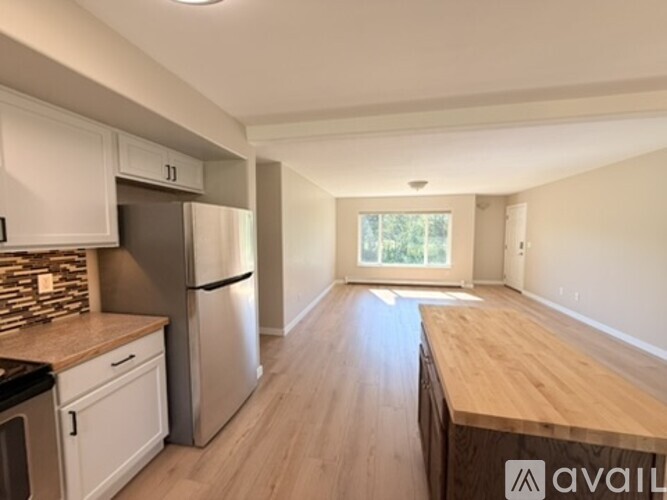 345 East Victor Circle 3 Beds Apartment for Rent - Photo gallery 3