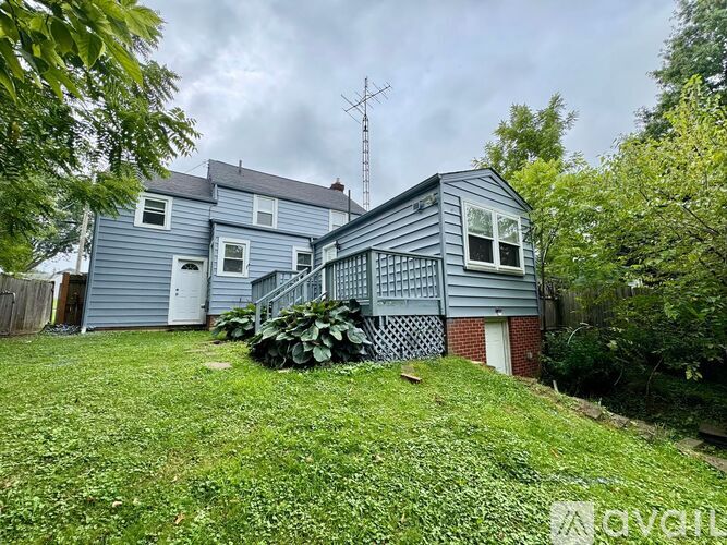 1317 38th St NW 3 Beds Single Family Home for Rent - Photo gallery 2
