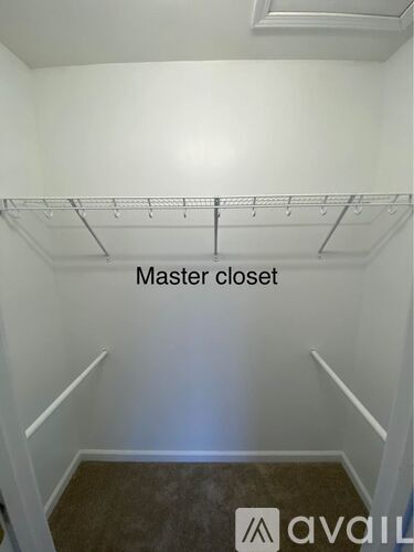 1031 A Nottingham Drive 3 Beds Apartment for Rent - Photo gallery 4