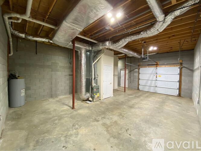 1031 A Nottingham Drive 3 Beds Apartment for Rent - Photo gallery 5