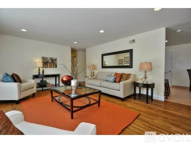 5006 Capistrano Avenue 3 Beds Single Family Home for Rent - Photo gallery 3