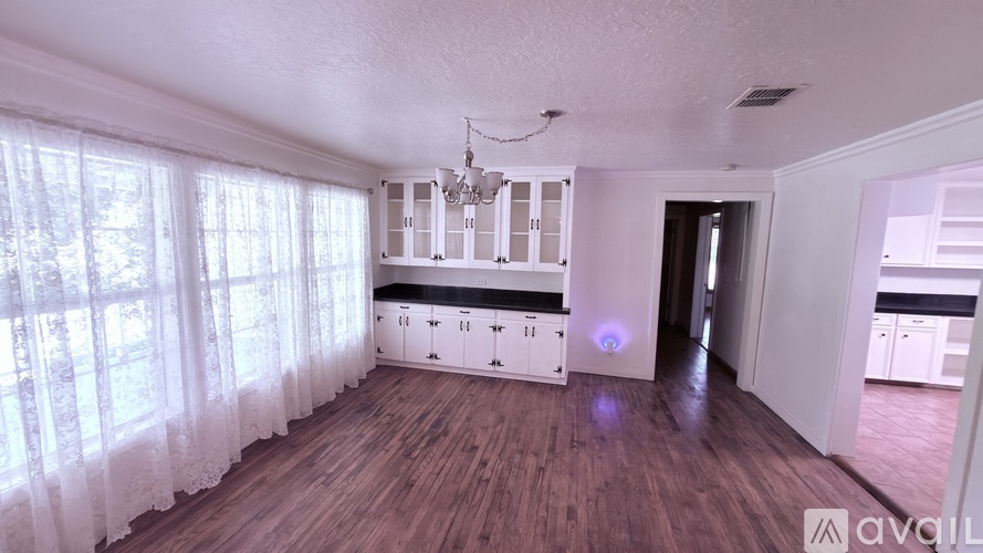 449 Speights Drive 4 Beds Single Family Home for Rent - Photo gallery 5