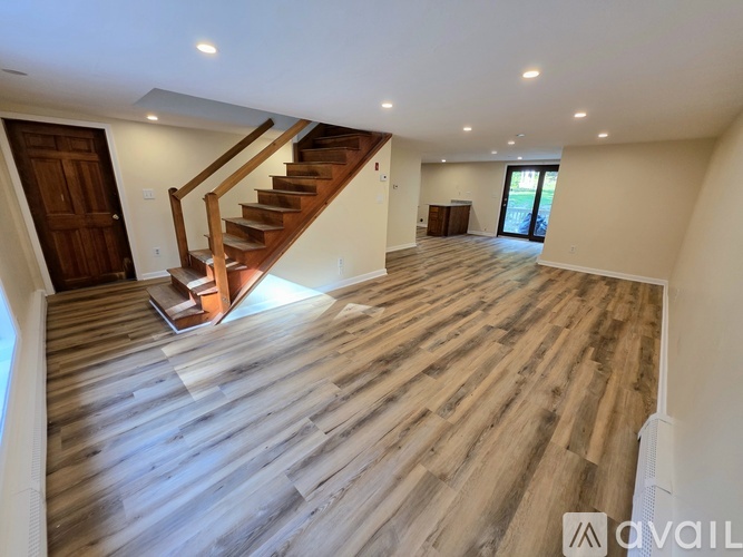 202 Alger St 4 Beds Apartment for Rent - Photo gallery 5