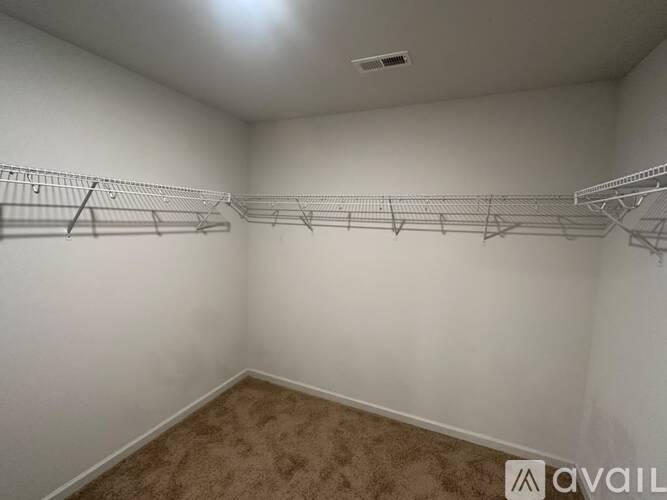 408 North Great White Way 4 Beds Single Family Home for Rent - Photo gallery 2