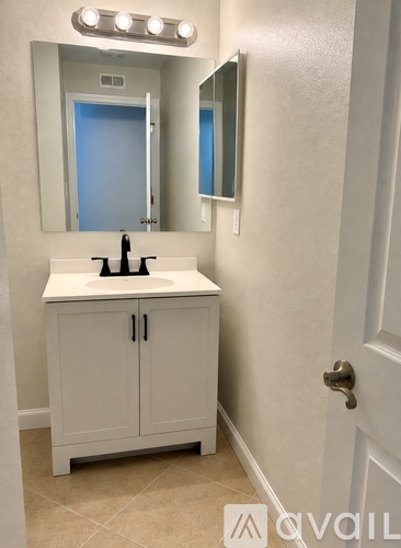 10103 Sailwinds Boulevard North 3 Beds Condo for Rent - Photo gallery 5