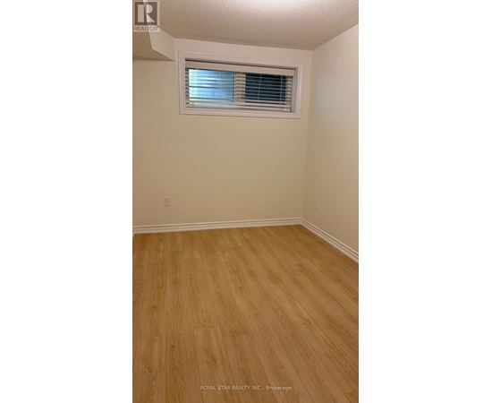 31 - 200 VETERANS DRIVE S 3 Beds Condo, Home, Townhouse for Rent - Photo gallery 2
