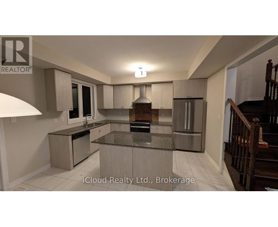 73 DOUET LANE 4 Beds Home, Townhouse for Rent - Photo gallery 2