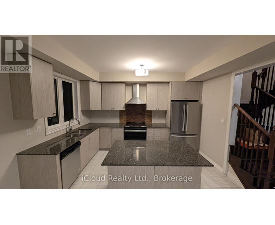 73 DOUET LANE 4 Beds Home, Townhouse for Rent - Photo gallery 4