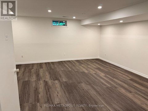 26 - 50 SILVERBELL GROVE 4 Beds Apartment for Rent