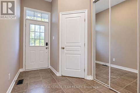 119 BRIDGESTONE DRIVE 3 Beds Apartment for Rent