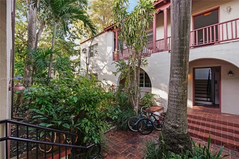 1560 Jefferson Ave 7 Studio Apartment for Rent