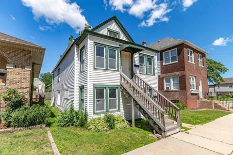 2604 Schrage Ave Unit 1 3 Beds Apartment for Rent