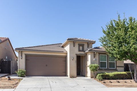 3720 Griffith Ave 4 Beds Apartment for Rent