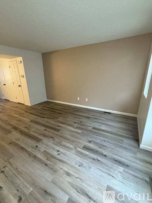 4807 Live Oak Dr 2 Beds Single Family Home for Rent - Photo gallery 5