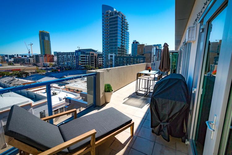 875 G St 2 Beds Condo for Rent - Photo gallery 1