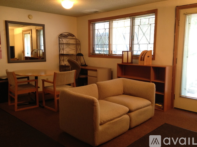 903 Dartmouth Place Southeast 1 Townhouse for Rent - Photo gallery 4