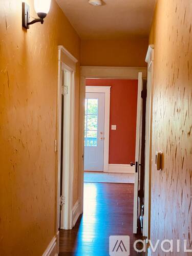 569 Jefferson Avenue Southeast 3 Beds Apartment for Rent - Photo gallery 3