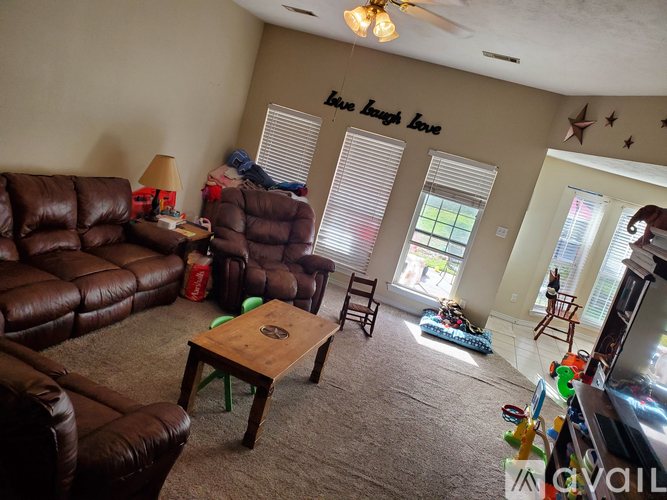1522 Strasburg Cir 4 Beds Single Family Home for Rent - Photo gallery 2