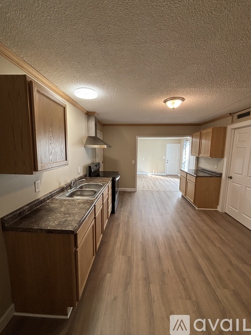 221 Court Avenue North 3 Beds Townhouse for Rent - Photo gallery 3
