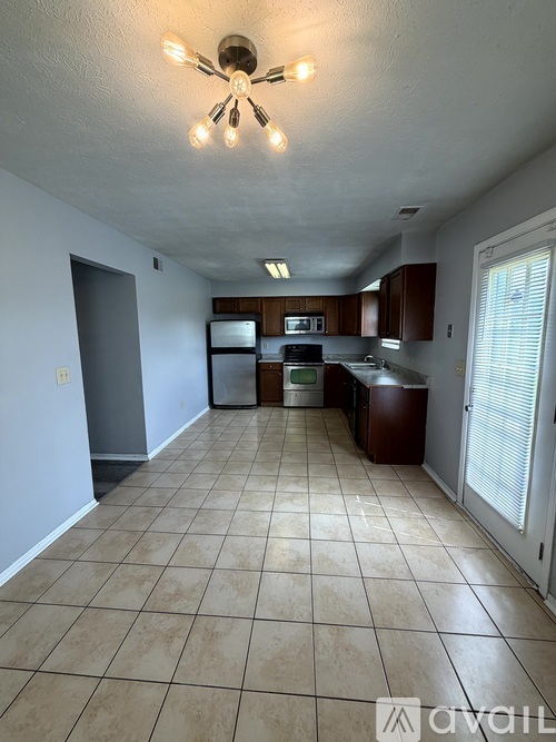6643 Fairway Ave 3 Beds Single Family Home for Rent - Photo gallery 2