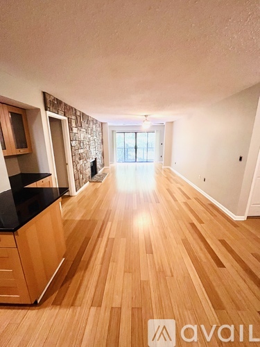 4210 Pine Heights Drive Northeast 2 Beds Condo for Rent - Photo gallery 5