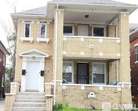 1992 Gladstone Street 3 Beds Apartment for Rent