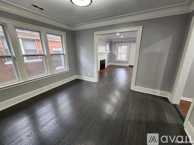 1992 Gladstone Street 3 Beds Single Family Home for Rent - Photo gallery 5