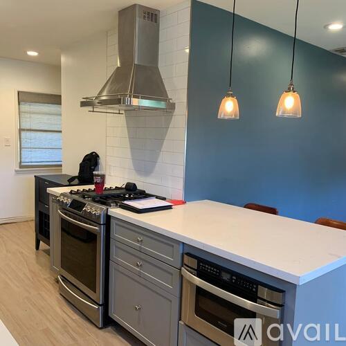 1730 East Idahome Street 3 Beds Single Family Home for Rent - Photo gallery 2