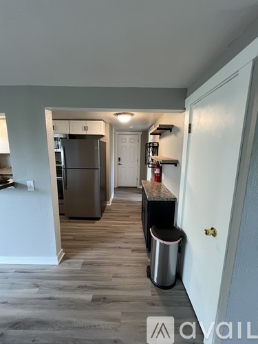 610 West 4th Street 2 Beds Apartment for Rent - Photo gallery 4