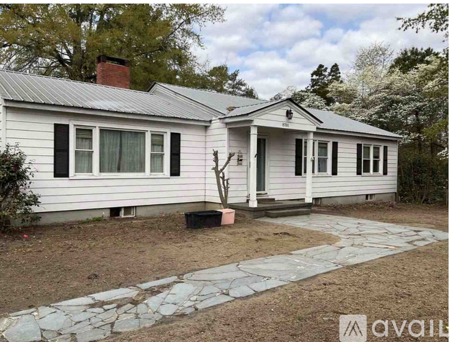 8701 Aberdeen Road 3 Beds Single Family Home for Rent - Photo gallery 3