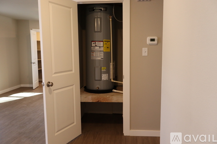 1328 Seals St 3 Beds Apartment for Rent - Photo gallery 4