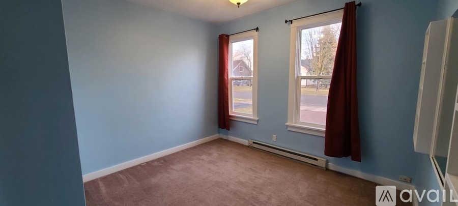 120 West Douglas Street 2 Beds Apartment for Rent - Photo gallery 3