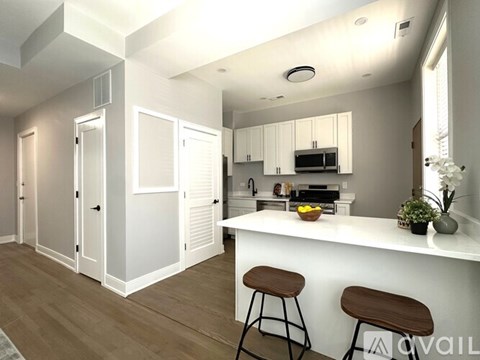 3834 N Wilton Ave 2 Beds Apartment for Rent