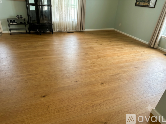 1199 Northwest Redwing Drive 4 Beds Single Family Home for Rent - Photo gallery 4