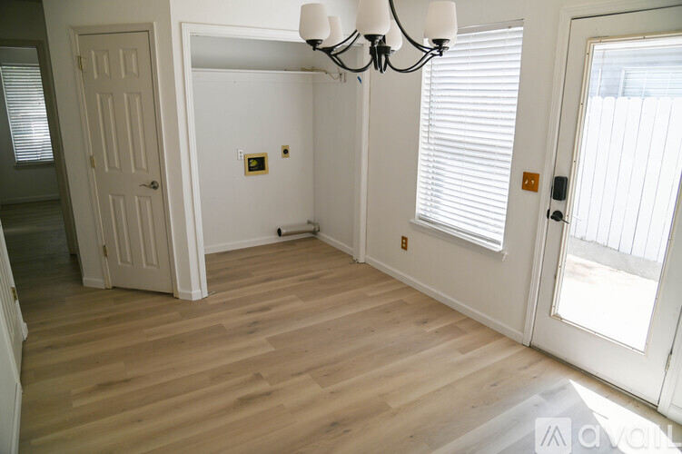1602 Parkview Place 3 Beds Single Family Home for Rent - Photo gallery 4