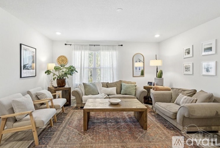 8674 Pathstone Boulevard 4 Beds Single Family Home for Rent - Photo gallery 2