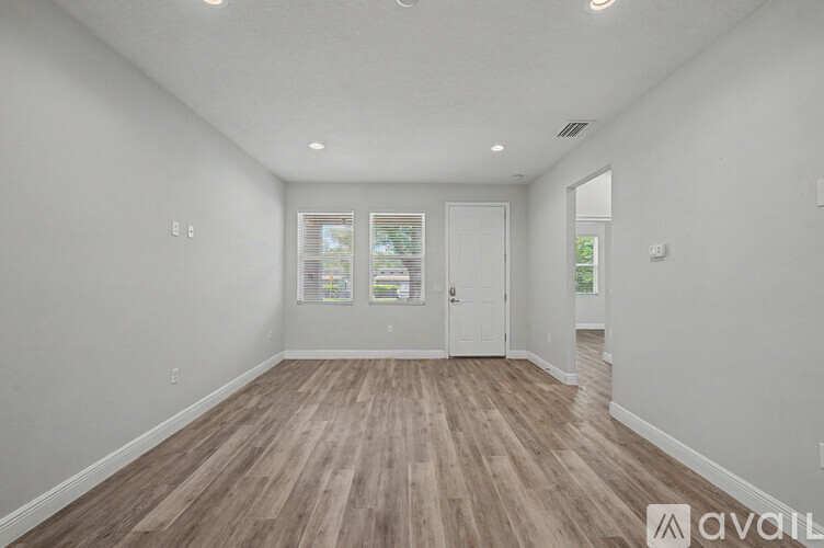 1614 E Mulberry Dr 3 Beds Single Family Home for Rent - Photo gallery 4