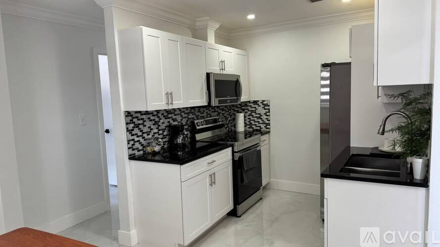 5407 Rosemont Avenue 2 Beds Single Family Home for Rent - Photo gallery 1