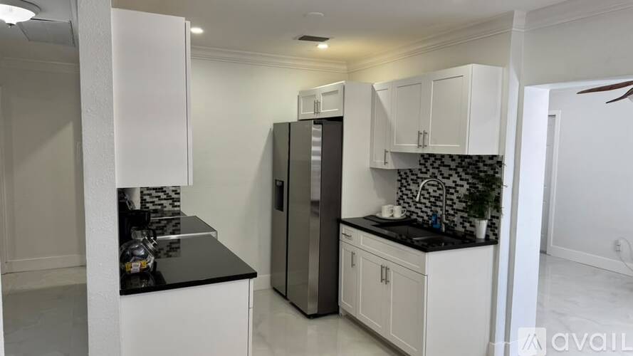 5407 Rosemont Avenue 2 Beds Single Family Home for Rent - Photo gallery 2