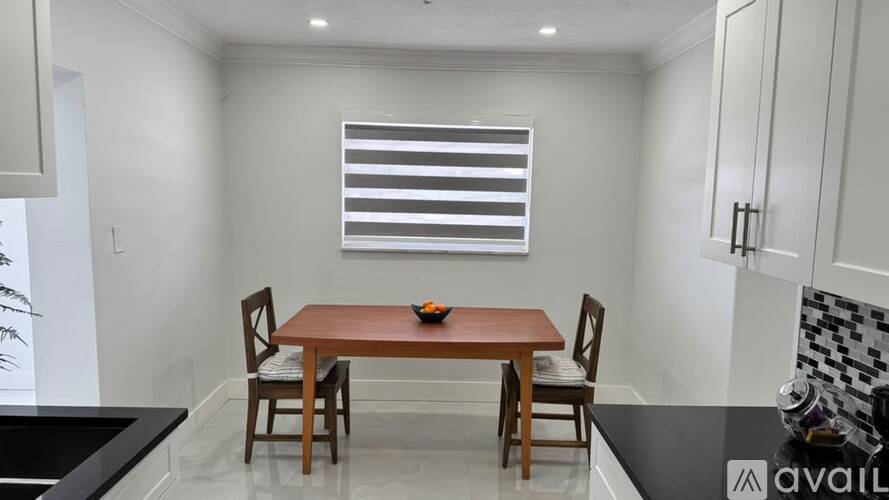 5407 Rosemont Avenue 2 Beds Single Family Home for Rent - Photo gallery 5