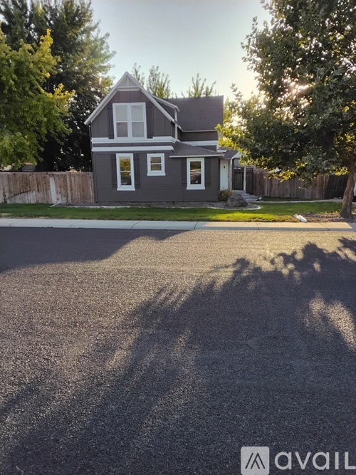 2507 South Canyon Street 4 Beds Single Family Home for Rent - Photo gallery 1